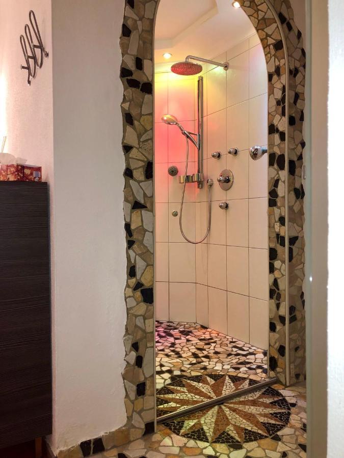 Ferien Haus - Ferienwohnung Lorena 施图拜河谷新施蒂夫特 外观 照片